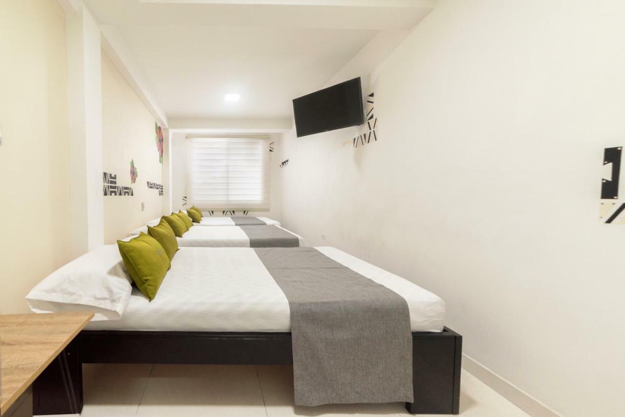 Hotel Green Park Кали Екстериор снимка